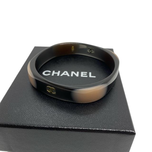 CHANEL ヴィンテージ バングル ココマーク Uesd 刻印01A