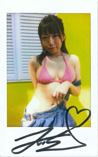 小日向みのりスペシャルセット　写真集【ここにいるよ】　DVD【和みのり】　サイン入りチェキ１枚付き_2