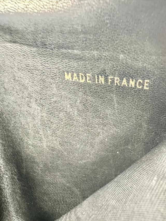 CHANEL シャネル 二つ折り財布 エナメル ブラック 箱有 カード有