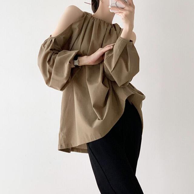 レディースオフショル長袖ブラウス 春新作 大人可愛い 韓国風 ボリューム袖 ブラウン フォーマル オフィスカジュアル 春秋冬コーデ