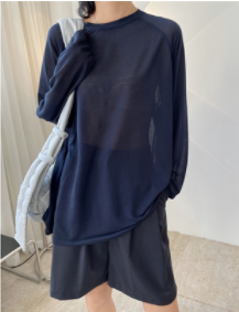 トップス  Tシャツ l スウェット  袖あり 長袖 Uネック タイト 綿 お得 かわいい シンプル おしゃれ かっこいい 大人女子 こなれ感 ラフ