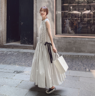 ワンピース ロング丈 袖なし l Uネック フレア Aライン リボン かわいい おしゃれ 大人可愛い 大人女子 ラブリー キュート ガーリー 柄 スト