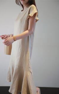 リネンワンピース ひざ丈 膝下 l ロング丈 袖あり 半袖  Uネック ラウンドネック セミフレア リネン かわいい 大人可愛い きれいめ シンプル