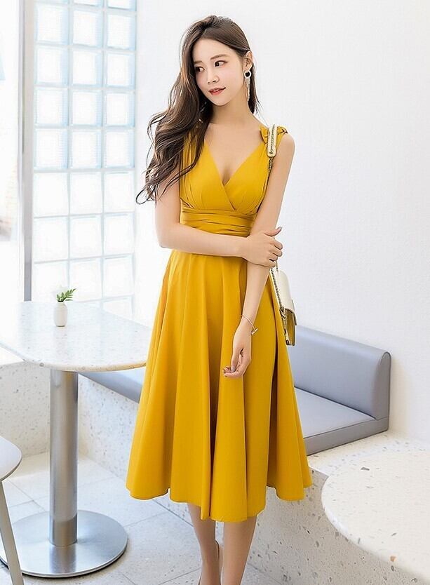 レディースワンピース ノースリーブ 袖なし 膝下丈 l Vネック ハイウエスト ウエストマーク Aライン フレアスカート 無地 ドレス 夏 大人可愛い