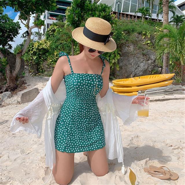 2色 ワンピース 水着 レディース l 体型カバー スカート 水着 かわいい おしゃれ ハイウエスト 紐 キャミソール風 花柄 フラワー 緑 黄色 グの通販は