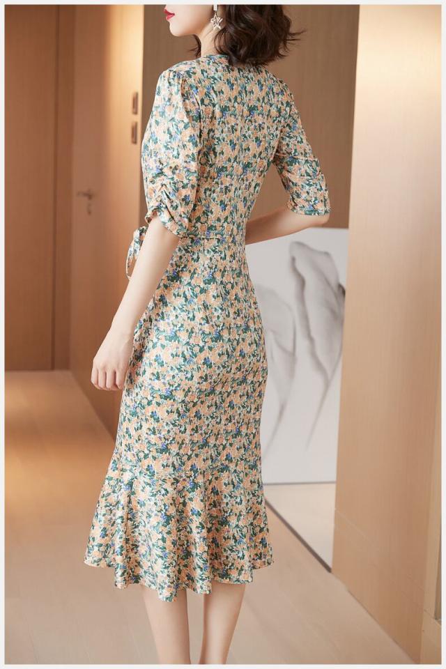 イブニングドレス Vネック 花柄 l 薄手 ロングドレス スカート きれいめ 大人可愛い シンプル カジュアル 大人 上品 お出かけ デート パーティ イブニングドレス Vネック 花柄 l 薄手 ロングドレス スカート きれい