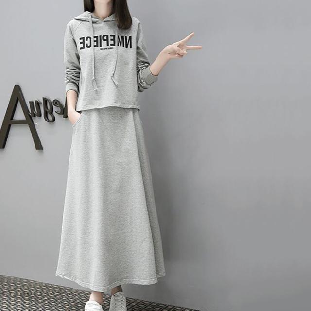 限定!!Mac Duggal 花柄ビーズ Vネック ミモレ丈 ドレス