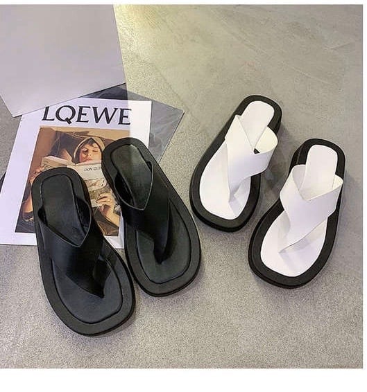 サンダル 厚底 お出かけ l カジュアル ビーチサンダル 2color