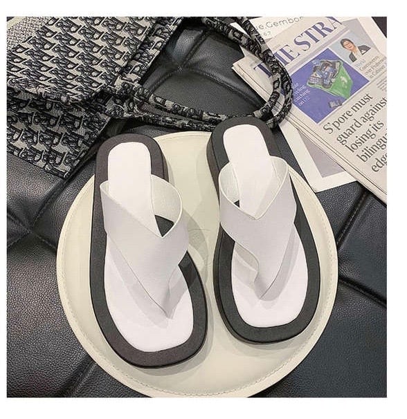 サンダル 厚底 お出かけ l カジュアル ビーチサンダル 2color