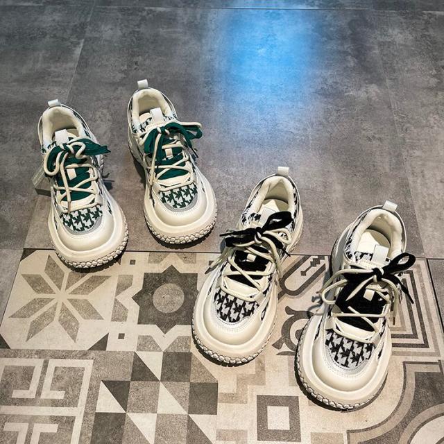 スニーカー シューズ レディース l 靴 5cmヒール ミドルヒール レースアップ かわいい 可愛い カジュアル おしゃれ ラフ 個性的 主役級 存在