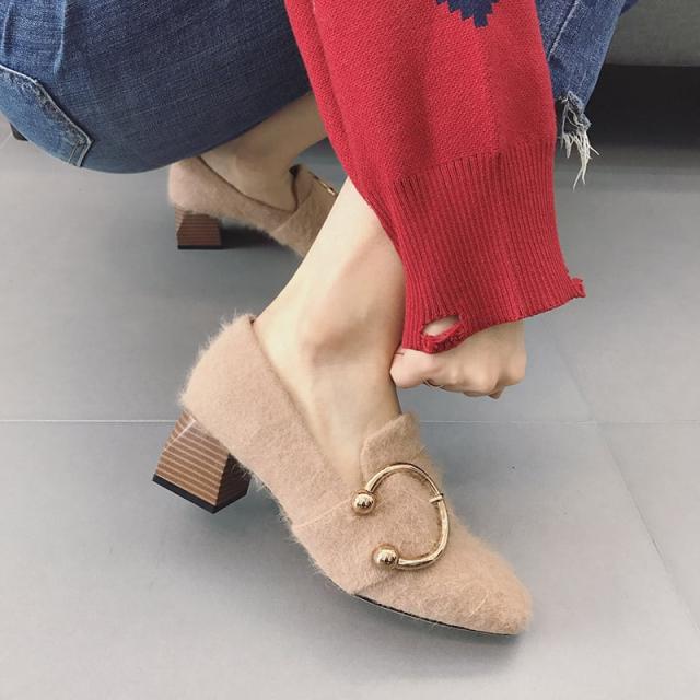 ふわふわ モヘア ファー l 装飾 太ヒール パンプス シューズ 靴 くつ クツ レディースパンプス 5cmヒール チャンキーヒール ミドルヒール ポ