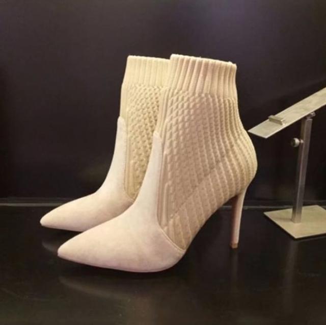 レディースブーツ ニットソックスブーツ 9cmヒール l 5cmヒール ピンヒール ポインテッドトゥ 大人可愛い おしゃれ お洒落 無地 秋 冬 10代