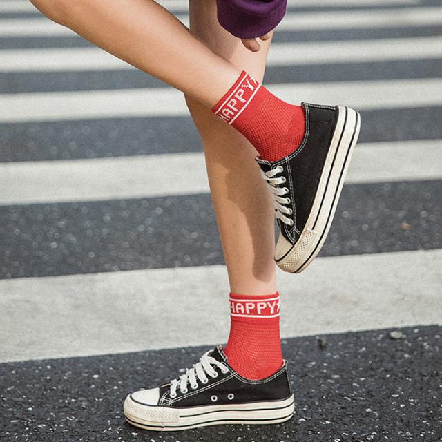 5月22日09時59分までクーポンで2 000円off スニーカー靴下 レッグウェア ロゴ入 Happy文字 パンプス靴下 フットカバー メッシュ ソックスの通販はau Pay マーケット Karei かれい