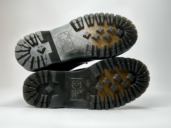 訳あり品 ドクターマーチン 1460 BEX レースレス 8 ホール ブーツ 24.0cm UK5.0  ブラック 26664001 男性用兼女性用 DR．MARTENS (dm558)