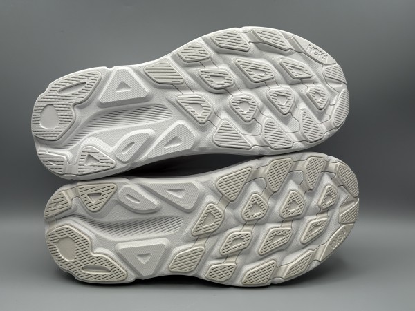 訳あり品 HOKA ホカ ランニングシューズ クリフトン 9 27.0cm US9.0 ホワイト×ホワイト メンズ (ho021)