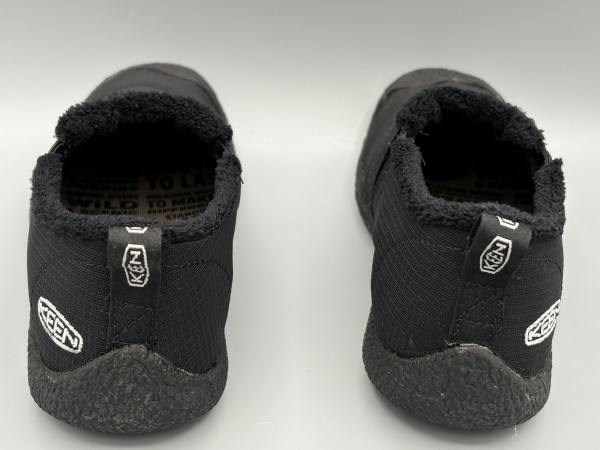 訳あり品 キーン ハウザー 2 22.5cm US5.5 トリプルブラック 1023981 女性用 KEEN 並行輸入品 (ke184)