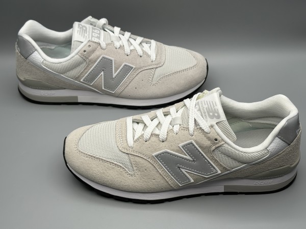 訳あり品 ニューバランス CM996 26.5cm US8.5 ホワイトxグレー 男性用兼女性用 NEW BALANCE 並行輸入品 CM996 (nb710)