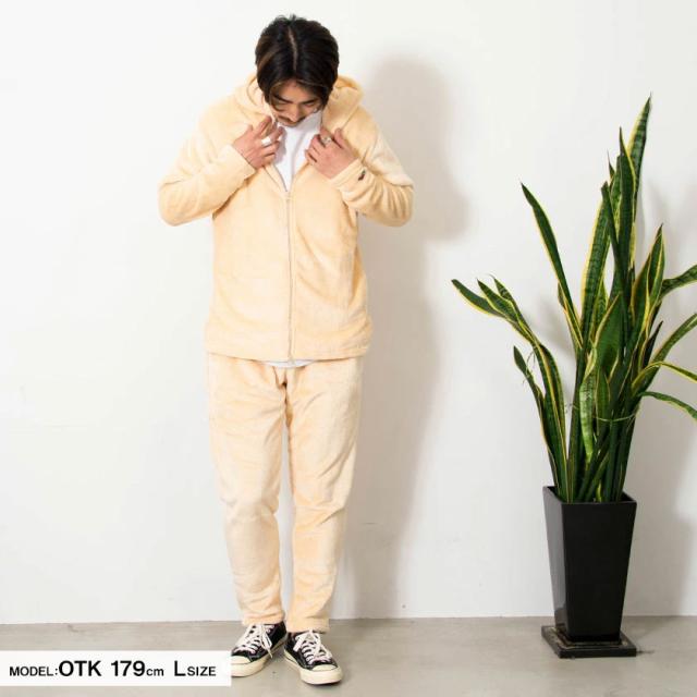 ベージュ フリースセットアップ Nike テックフリースセットアップ