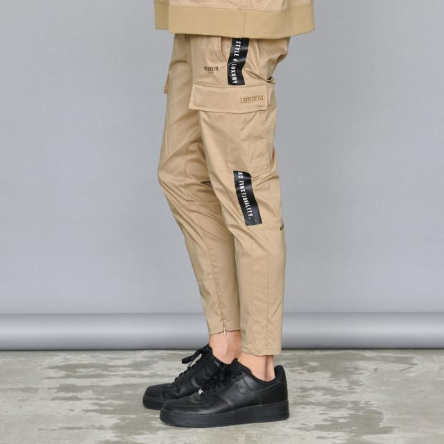カーゴパンツ メンズ ブランド おしゃれ ゴルフパンツ ストレッチ 伸縮 伸びる 撥水加工 ロゴ ベージュ カーキ チャコール ブラック 黒 M L XL LL 秋 冬 秋冬 細身 タイト スリム カジュアル スポーツ スポーティ LUXE R ラグジュ ゴルフ ゴルフウェア [45854]_4