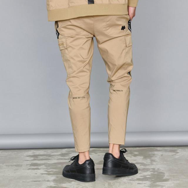 カーゴパンツ メンズ ブランド おしゃれ ゴルフパンツ ストレッチ 伸縮 伸びる 撥水加工 ロゴ ベージュ カーキ チャコール ブラック 黒 M L XL LL 秋 冬 秋冬 細身 タイト スリム カジュアル スポーツ スポーティ LUXE R ラグジュ ゴルフ ゴルフウェア [45854]_5