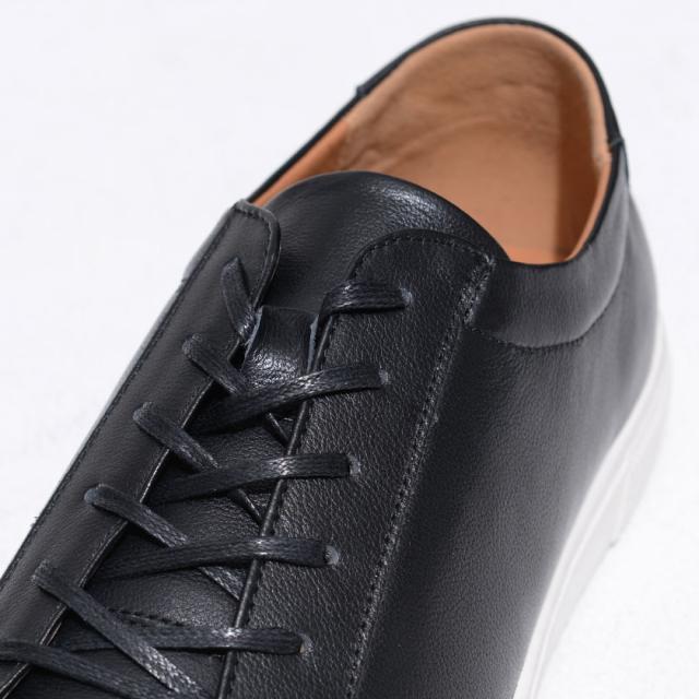 スニーカー メンズ おしゃれ シューズ 靴 クツ くつ 本革 レースアップ 靴 シューズ レザー ローカット シンプル ベーシック 無地 ブラック ホワイト 黒 白 25cm 25.5cm 26cm 26.5cm 27cm 27.5cm 男性 男 SARABANDE サラバンド メンズファッション 即日発送 [6121]