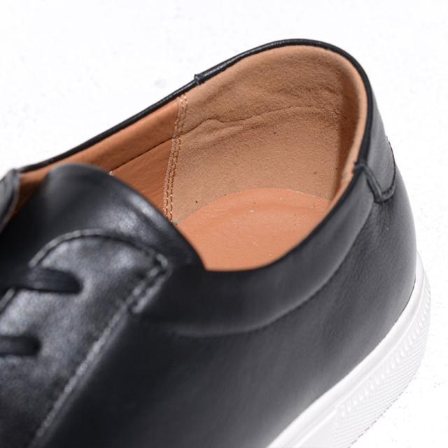 スニーカー メンズ おしゃれ シューズ 靴 クツ くつ 本革 レースアップ 靴 シューズ レザー ローカット シンプル ベーシック 無地 ブラック ホワイト 黒 白 25cm 25.5cm 26cm 26.5cm 27cm 27.5cm 男性 男 SARABANDE サラバンド メンズファッション 即日発送 [6121]