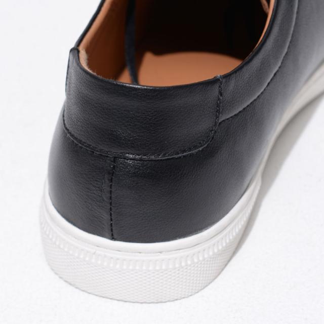 スニーカー メンズ おしゃれ シューズ 靴 クツ くつ 本革 レースアップ 靴 シューズ レザー ローカット シンプル ベーシック 無地 ブラック ホワイト 黒 白 25cm 25.5cm 26cm 26.5cm 27cm 27.5cm 男性 男 SARABANDE サラバンド メンズファッション 即日発送 [6121]