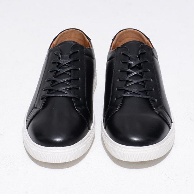 スニーカー メンズ おしゃれ シューズ 靴 クツ くつ 本革 レースアップ 靴 シューズ レザー ローカット シンプル ベーシック 無地 ブラック ホワイト 黒 白 25cm 25.5cm 26cm 26.5cm 27cm 27.5cm 男性 男 SARABANDE サラバンド メンズファッション 即日発送 [6121]
