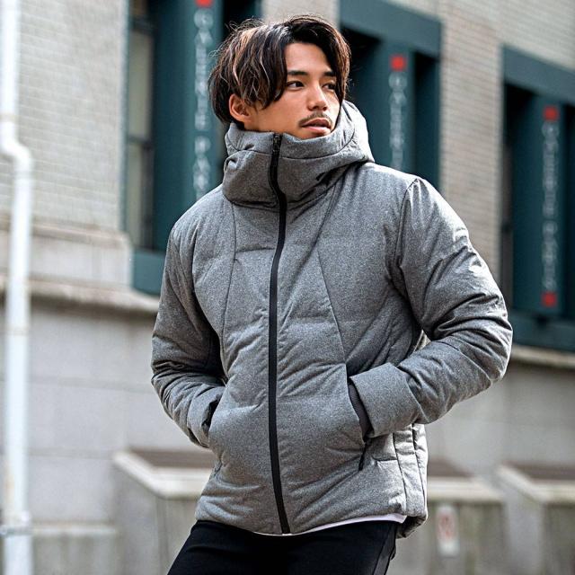 グレー ダウンジャケット