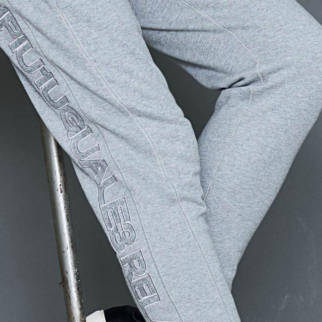 スウェットパンツ メンズ リブパンツ 1PIU1UGUALE3 RELAX ウノピゥウノウグァーレトレ THIGH LOGO LONG PANTS サイドロゴ スエットパンツ パンツ スポーツ グレー ブラック 黒 ユニセックス 20代 30代 40代 ユニセックス 男性 男 服 秋 冬 秋冬 ファッション [USB-24088]