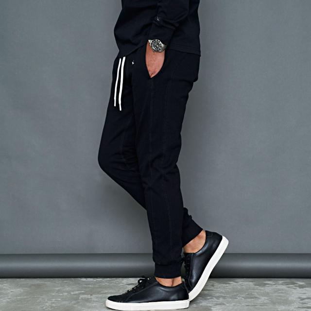 スウェットパンツ メンズ リブパンツ 1PIU1UGUALE3 RELAX ウノピゥウノウグァーレトレ THIGH LOGO LONG PANTS サイドロゴ スエットパンツ パンツ スポーツ グレー ブラック 黒 ユニセックス 20代 30代 40代 ユニセックス 男性 男 服 秋 冬 秋冬 ファッション [USB-24088]