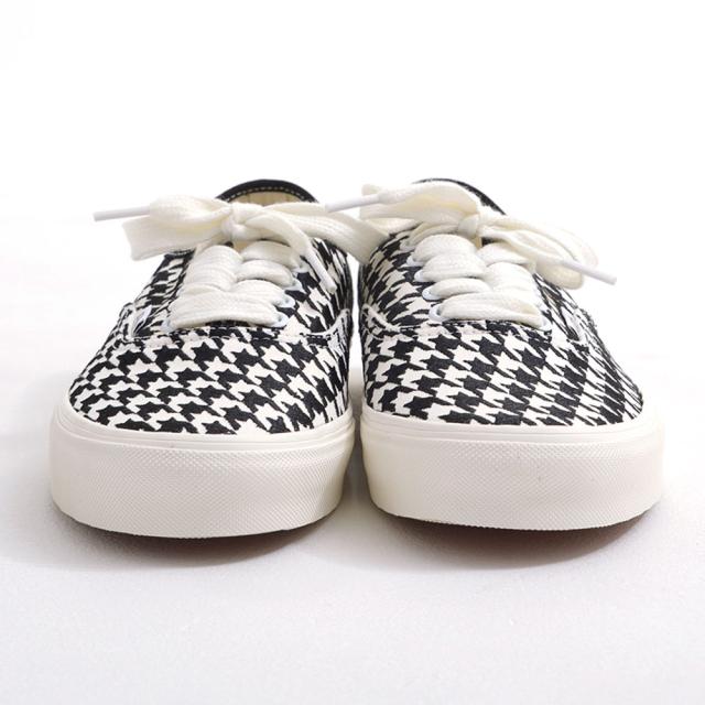 VANS ヴァンズ バンズ スニーカー メンズ ブランド VN000BW5YB2 国内正規品 靴 シューズ Authentic オーセンティック ハウンドトゥース 千鳥格子 チェック柄 ローカット ホワイト ブラック 白 黒 26.0cm 26.5cm 27.0cm 27.5cm 28.0cm 春 [VN000BW5YB2]