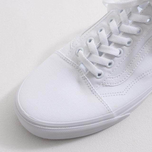 VANS バンズ ヴァンズ スニーカー メンズ レディース ユニセックス おしゃれ ブランド 定番 Old Skool オールドスクール ローカット 靴 くつ クツ シューズ ストリート シンプル 白 ホワイト 26cm 26.5cm 27cm 27.5cm 28cm 国内正規代理店 正規品 即日発送 [VN000D3HW00]
