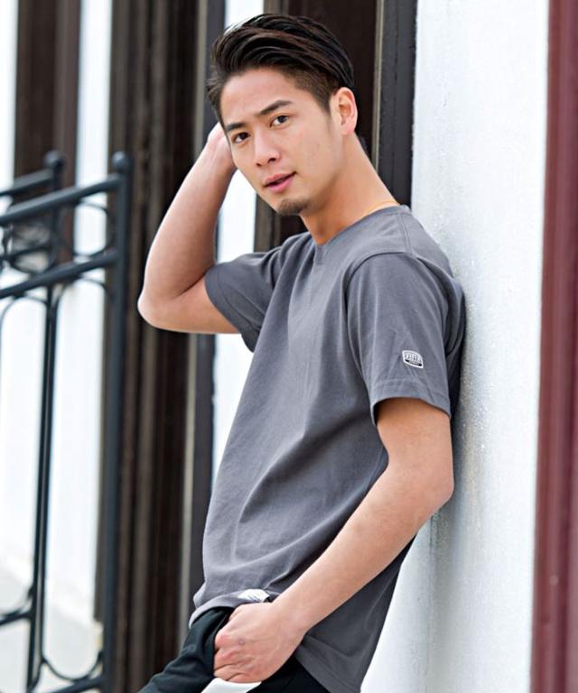 直営店☆BALLY☆SALE! メタリックロゴ クルーネック 半袖Tシャツ SALE｜FENDI フェンディ / コットン100% ロゴ刺繍 クルーネック