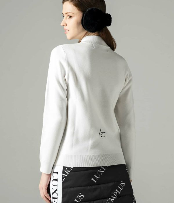 LUXEAKMPLUS リュクスエイケイエムプラス フロントロゴモックネック