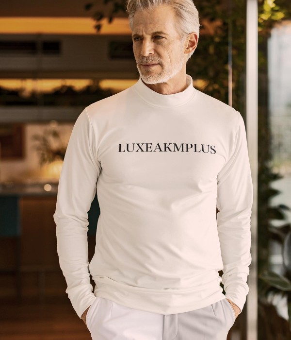 ✨新品未使用❇️LUXEAKMPLUS❇️ヘムロゴモックネック長袖Tシャツ ★BL★ LUXEAKMPLUS リュクスエイケイエムプラス ゴルフ ウェア メンズ