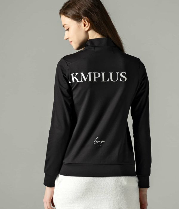 LUXEAKMPLUS リュクスエイケイエムプラス 光沢ロゴモックネックT
