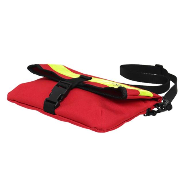 MICHAEL LINNELL マイケルリンネル サコッシュ 1.5L バッグ ショルダーバッグ 肩掛け コンパクト 小型 通勤 通学 旅行 スポーツ かばん