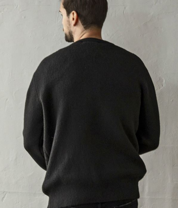 1PIU1UGUALE3 RELAX ウノピゥウノウグァーレトレ リラックス ロゴ