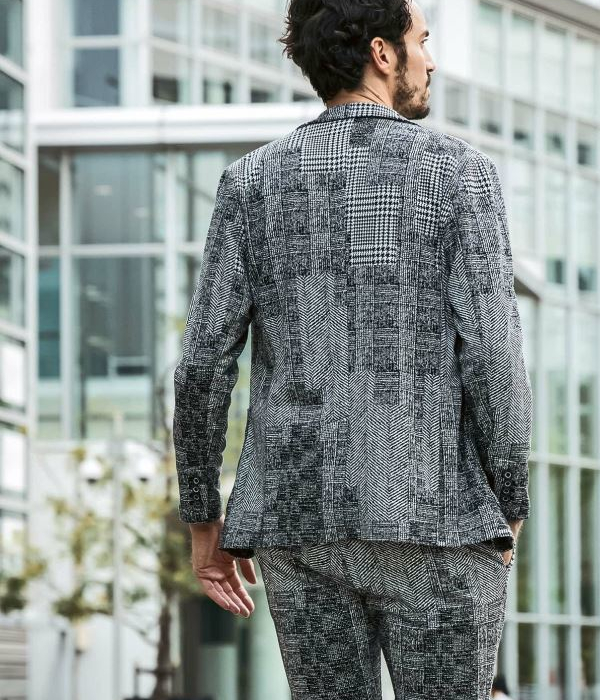 1PIU1UGUALE3 RELAX ウノピゥウノウグァーレトレ リラックス