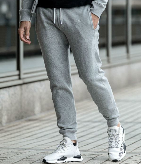 1PIU1UGUALE3 RELAX ウノピゥウノウグァーレトレ リラックス