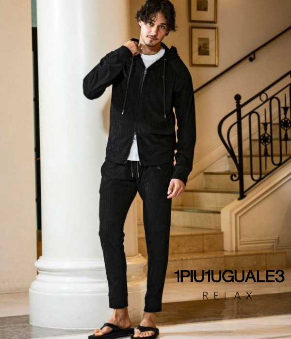 1PIU1UGUALE3 RELAX ウノピゥウノウグァーレトレ リラックス