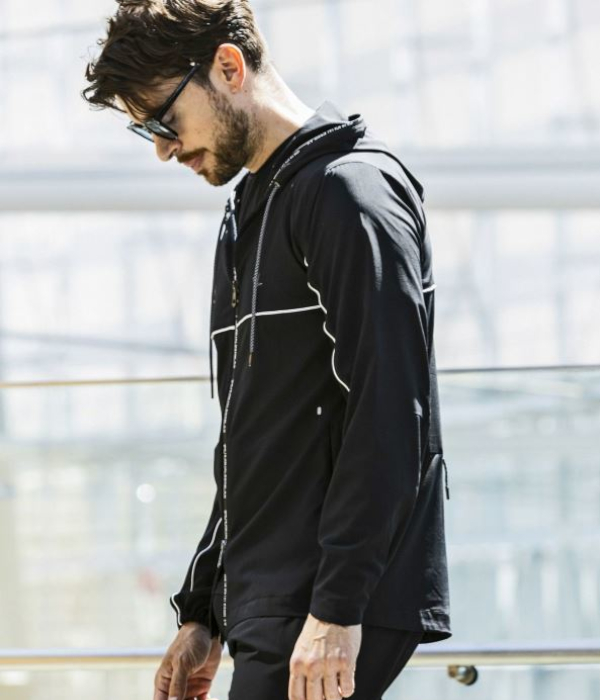 1PIU1UGUALE3 RELAX ウノピゥウノウグァーレトレ リラックス