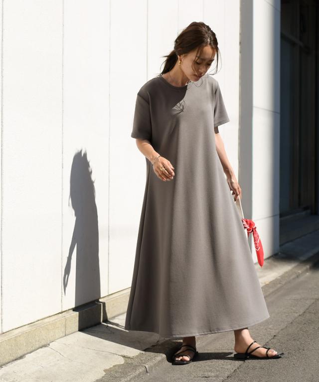 夏最終SALE試着のみ♡ユーラッテ麻ヘリンボーン夏ワンピース ワンピース 夏 サマー シワになりにくい 形状記憶 エンボス