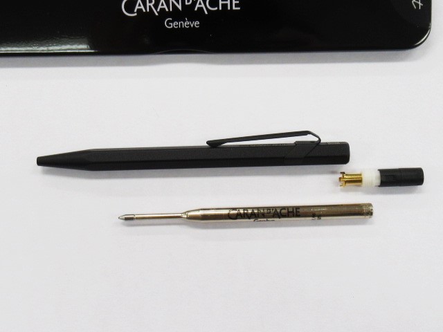筆記OK良品 カランダッシュ ボールペン ストライプ 金黒 ノック式 青 GP カランダッシュボールペン 849 3色 ノック式 油性ボールペン 7700円