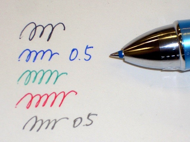 ドクターグリップ 多機能ペン BKHDF1SEF 極細 0.5mm 1000円