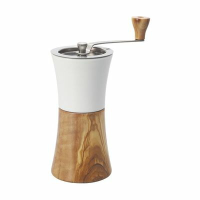 【送料無料】【●日本製】 セラミックコーヒーミル・ウッド HARIO（ハリオ）の通販は 8,140円