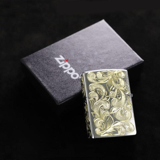 Zippo ライター ジッポライター 愛煙家 喫煙 真鍮 クロムサテーナ クロムメッキ #200 レギュラータイプ スクロール模様 5面手彫り ハワイアンジュエリー ブランド かっこいい おしゃれ ジッポーライター BY THE SEA バイザシー 彼氏 夫 男性 メンズ 【品番：FL101C】_1