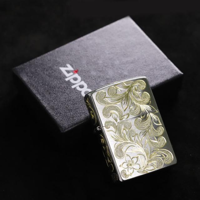 Zippo ライター ジッポライター 愛煙家 喫煙 真鍮 クロムサテーナ クロムメッキ #200 レギュラータイプ スクロール プルメリア 5面手彫り ハワイアンジュエリー おしゃれ かっこいい ジッポーライター 彼氏 夫 男性 メンズ プレゼント 父の日 【品番：FL102C】_1