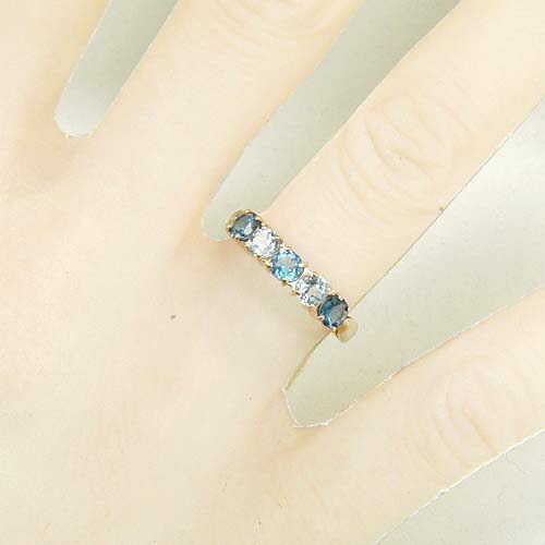 Pt900エレガントブルトパーズのリング10ct Pt900エレガントブル